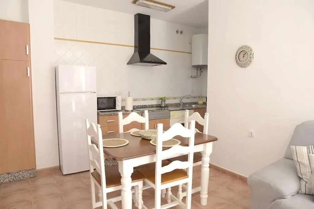 Apartamento Elena - Solo Familias Y Parejas 科尼尔-德拉弗龙特拉 0*,  西班牙